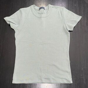 brandy melville short sleeve t shirt green one size excellent condition